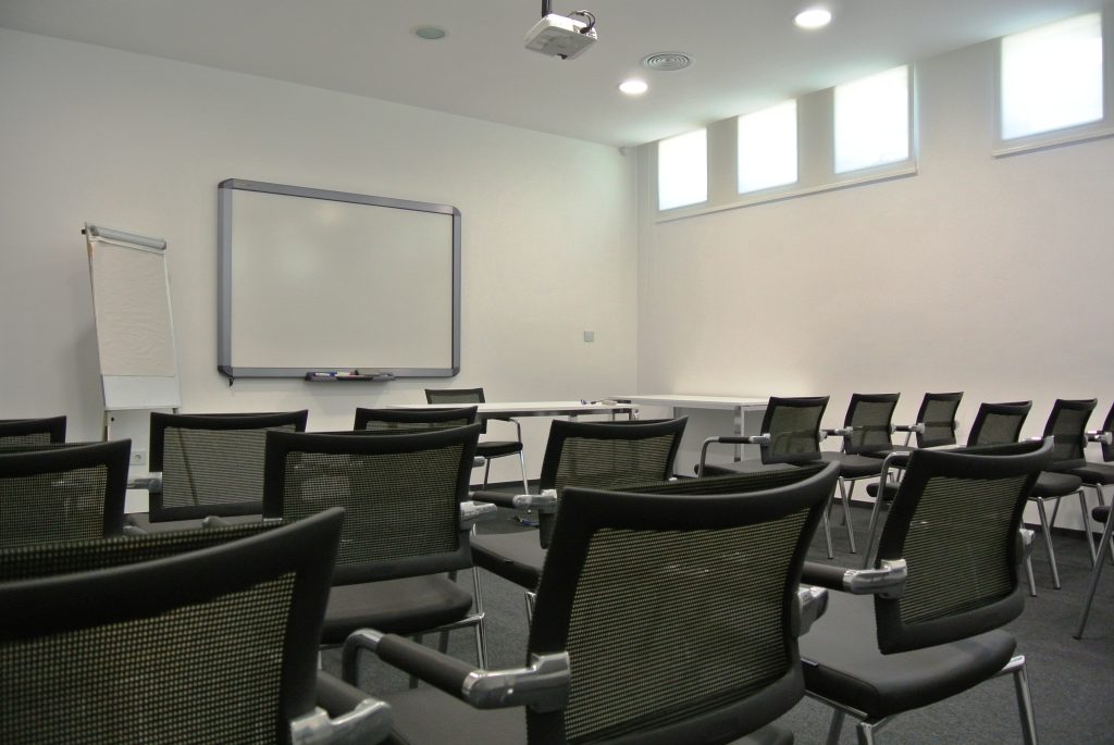 Salas de Formação - Em Aveiro - Portugal  Salas de Formação - Em Aveiro