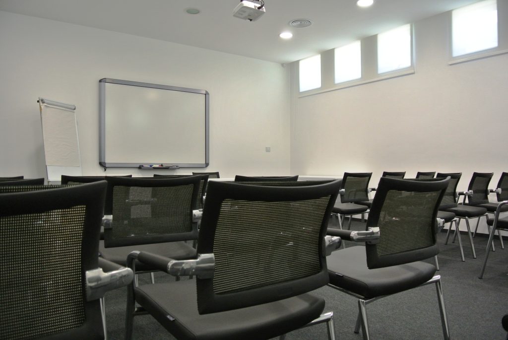 Salas de Formação - Em Aveiro - Portugal  Salas de Formação - Em Aveiro