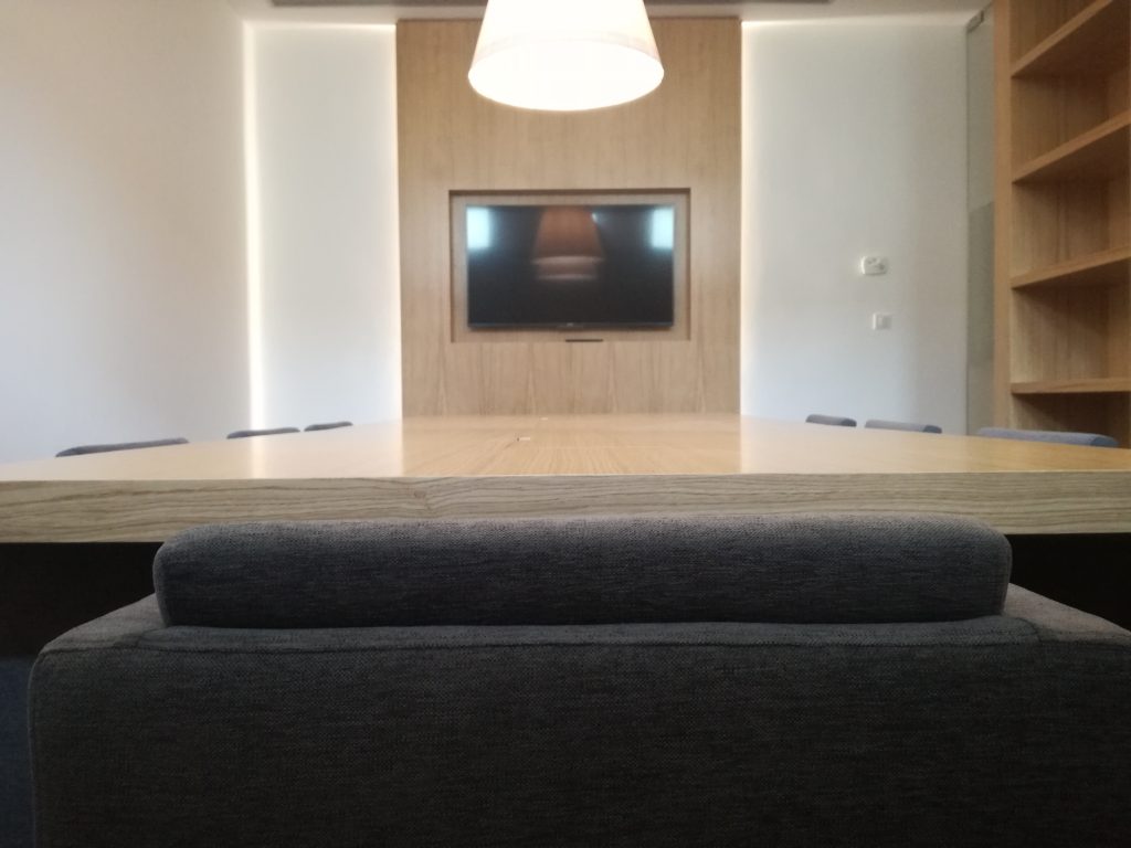 Salas de Reunião - Em Aveiro - Portugal Salas de Reunião - Em Aveiro