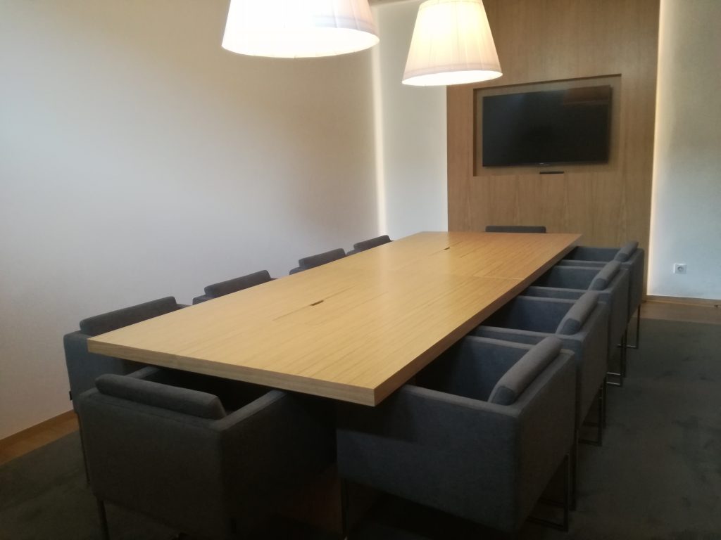 Salas de Reunião - Em Aveiro - Portugal Salas de Reunião - Em Aveiro